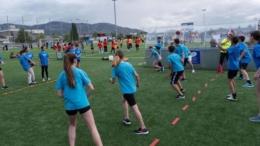 700 alumnos disfrutan de la primera jornada intercentros de Oviedo