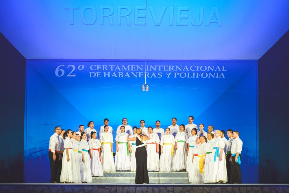 El coro cubano "Entrevoces" gana en las habaneras