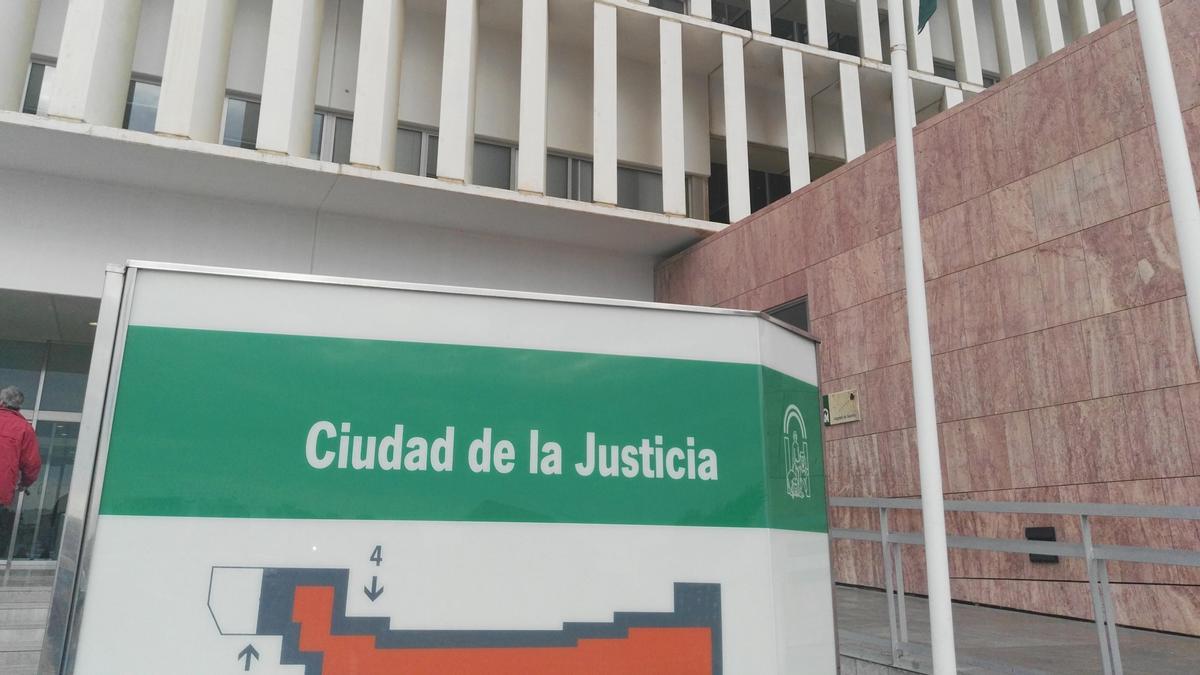 Fachada de la Ciudad de la Justicia de Málaga.