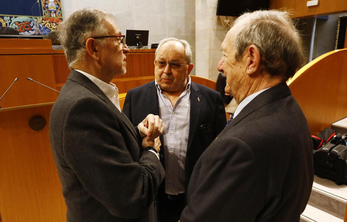 Así fue el reencuentro de presidentes autonómicos Así fue el reencuentro de presidentes autonómicos