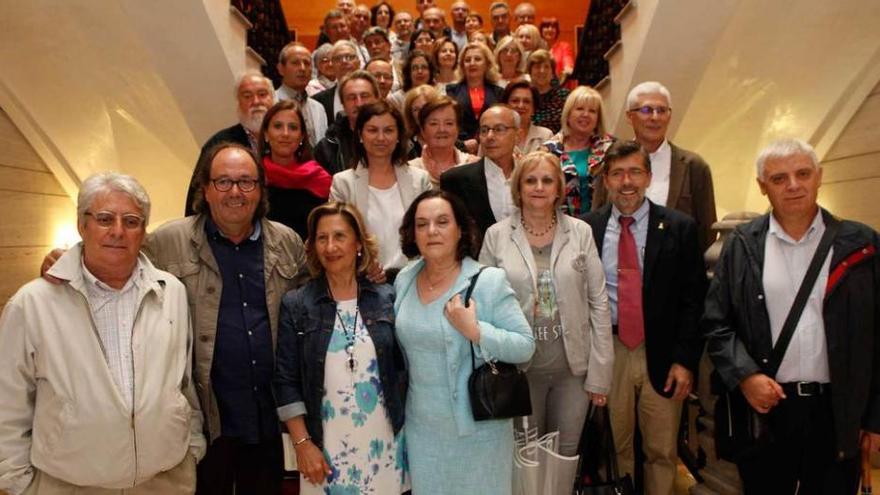 Homenaje en el Ayuntamiento a 47 profesores que se jubilan