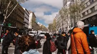 ¿Por qué la calle Atocha de Madrid se ha convertido en la más transitada de España?