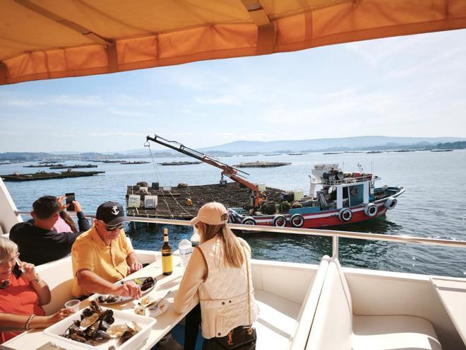 Arousa arranca Semana Santa al sol