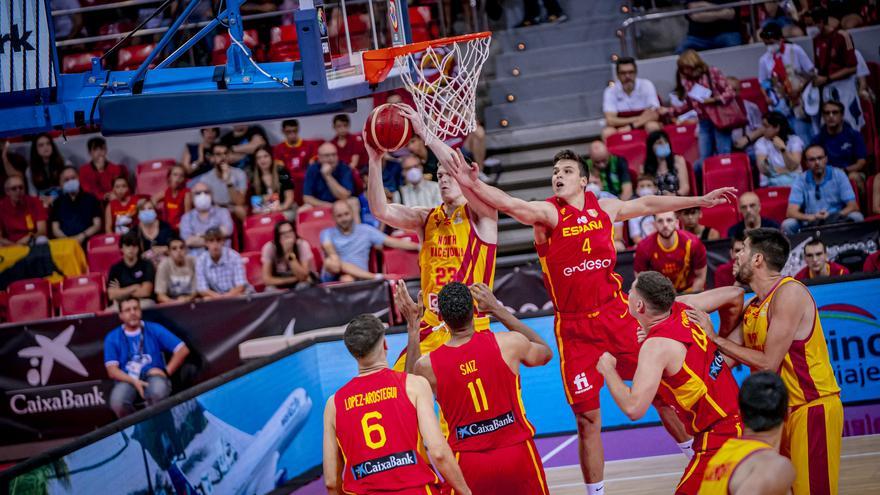 Jaime Pradilla destaca en la contundente victoria de España contra Macedonia del Norte (80-44)