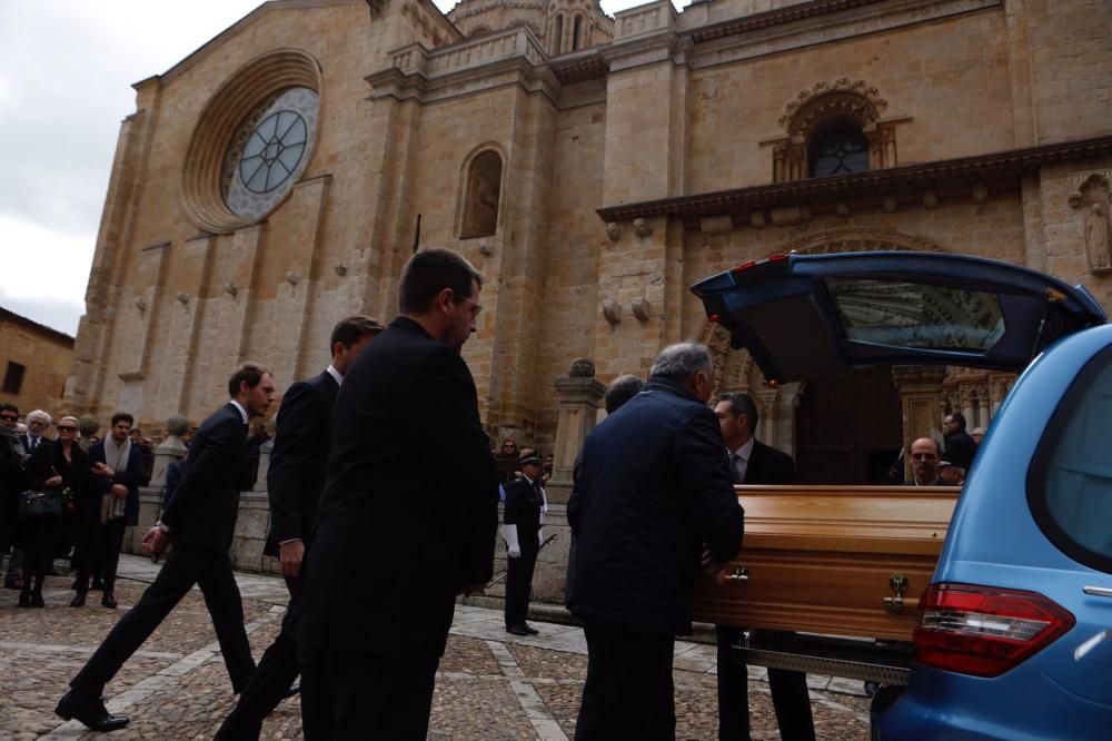 Funeral de Jesús López Cobos