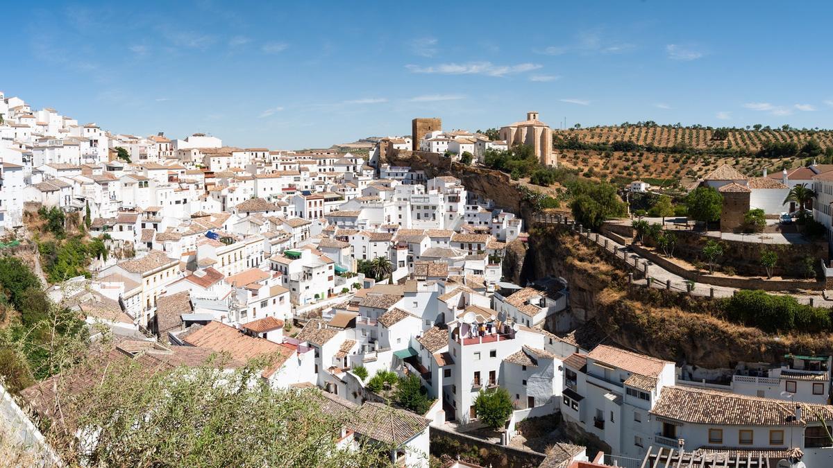 Panorámica de Setenil de las Bodegas.