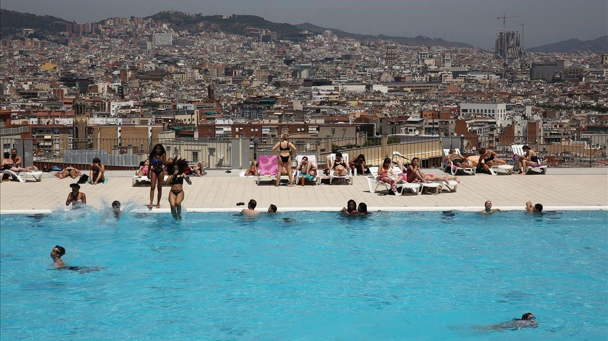 zentauroepp49174186 bcn piscina montjuic200527213319 zentauroepp49174186 bcn piscina montjuic200527213319