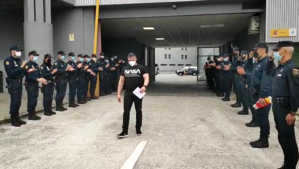 Los compañeros de Ángel Fernández en su despedida