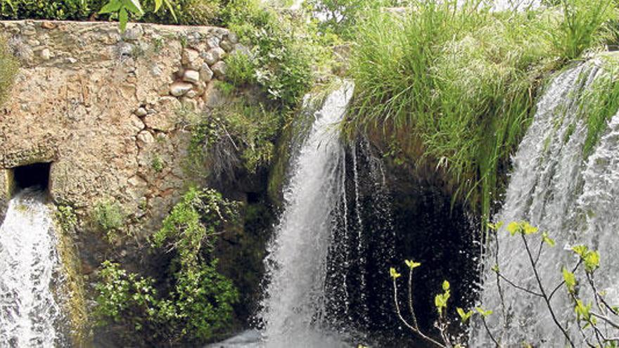 La Font de Mestre Pere suministra agua desde la época islámica.