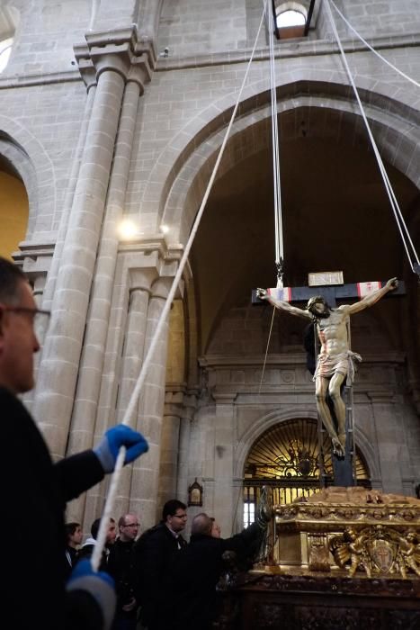 El Cristo de las Injurias ya está en su mesa