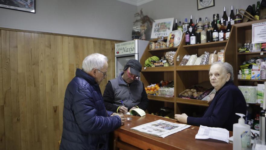 Asturias cierra filas con sus bares de pueblo, para los que ve justo el beneficio fiscal y económico que ya tramita el Congreso