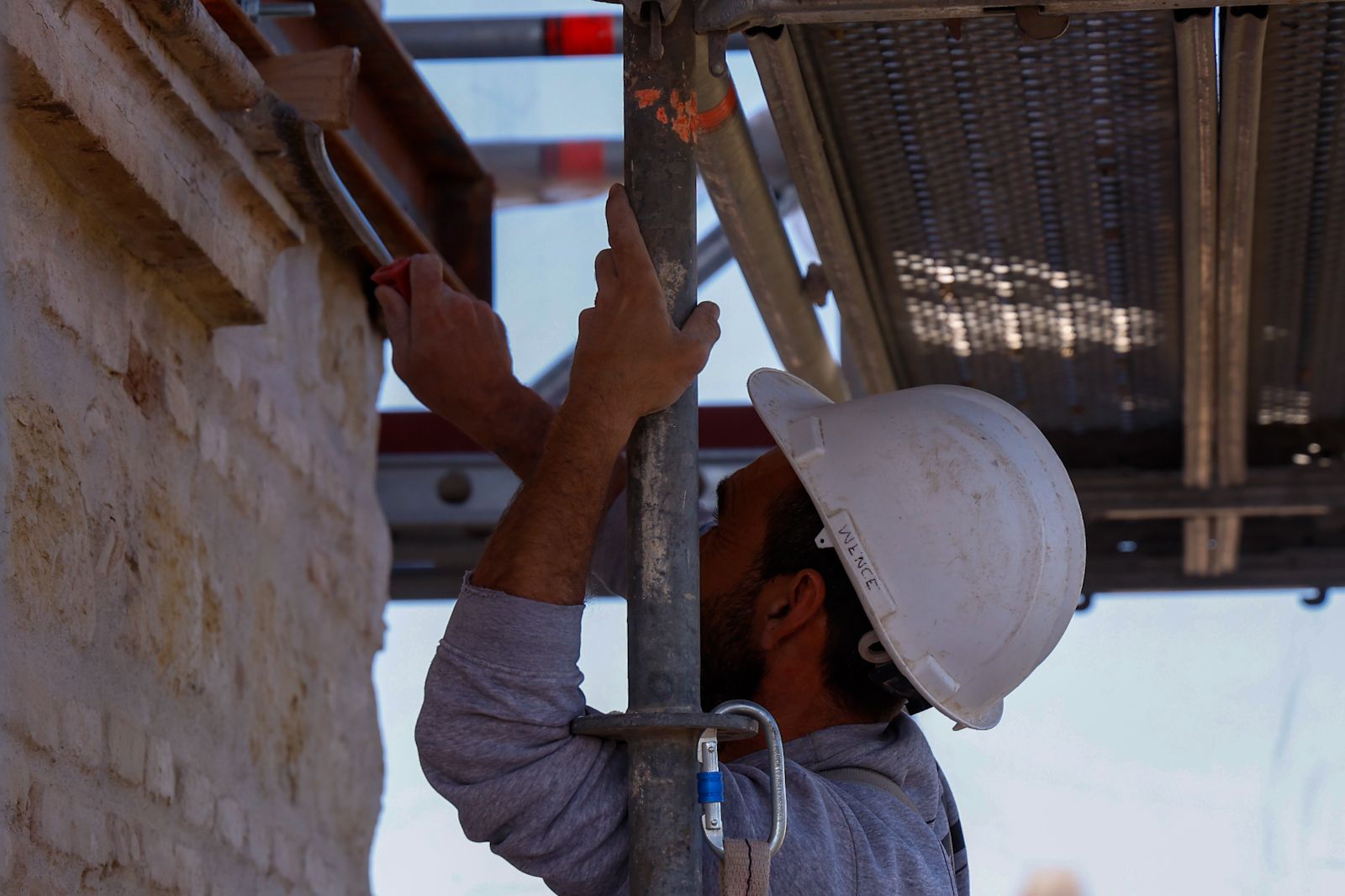 La restauración de la Torre del Homenaje y de la cubierta del Salón de Mosaicos