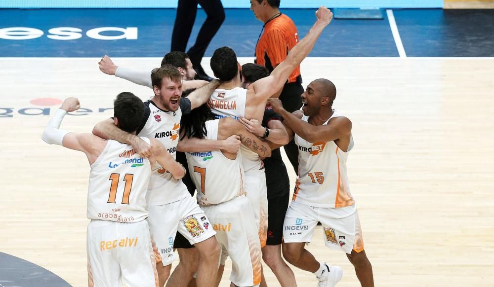 Baloncesto, Final de la Liga Endesa: Barcelona - Baskonia.