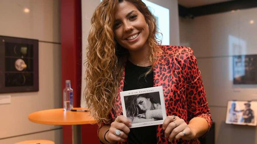 Miriam Rodríguez, duramte una firma de discos en A Coruña.