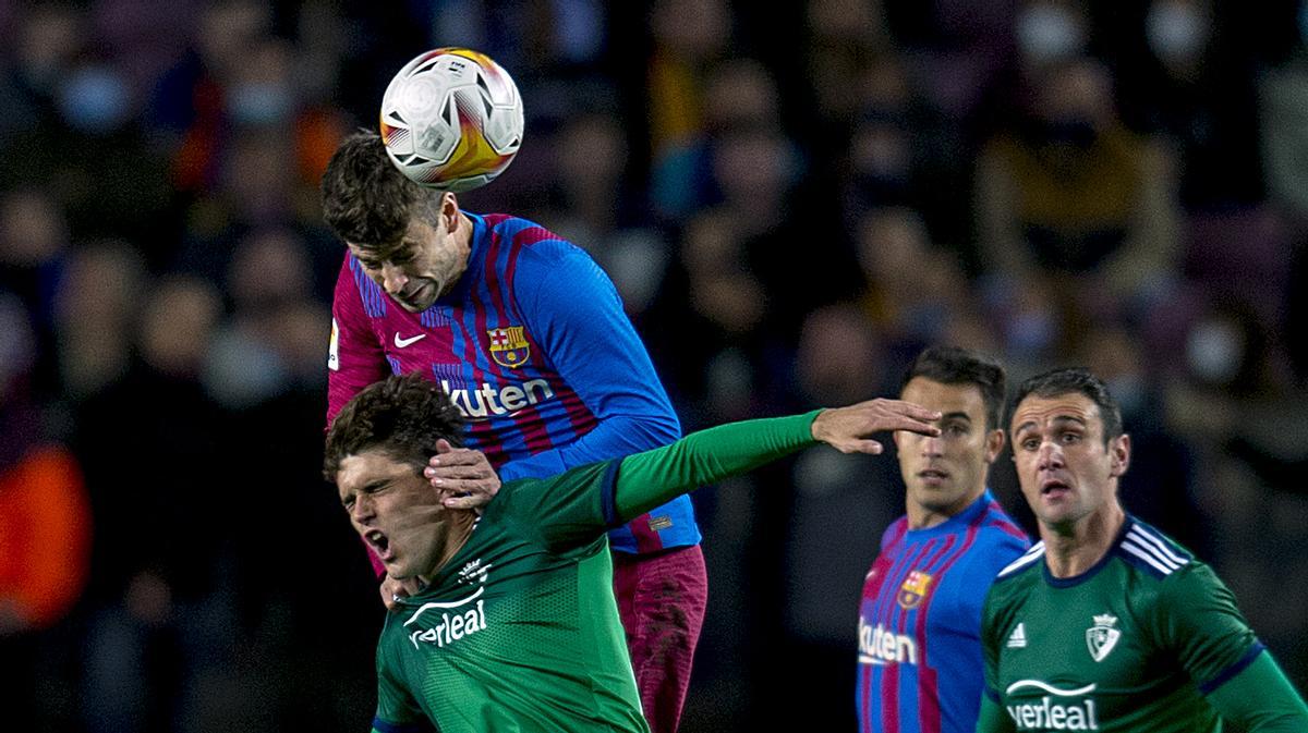 Piqué se anticipa de cabeza en su partido número 600 de azulgrana