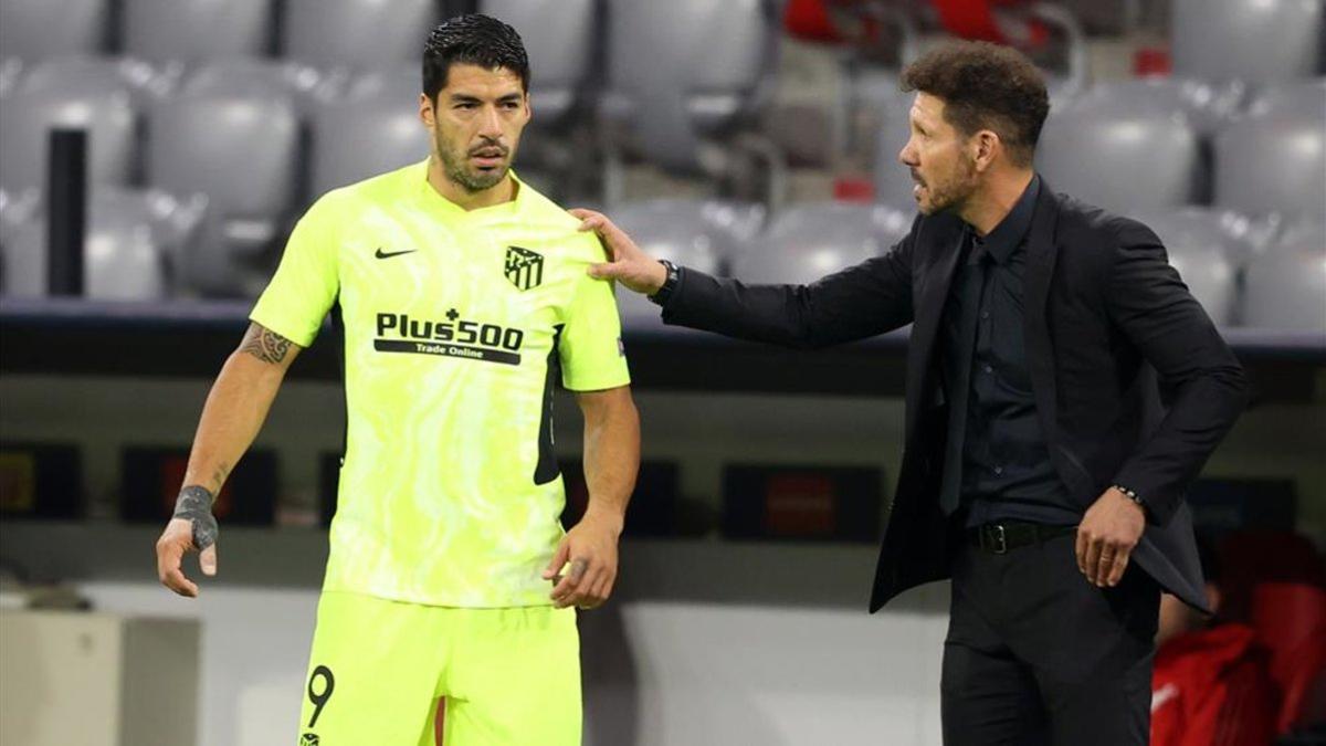 Suárez y Simeone conversando