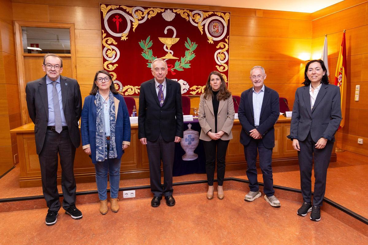 José Alberto Díez  (i), Carmen López, Ángel Concheiro, Irene Zarra, Ángel Carracedo y Carmen Álvarez.