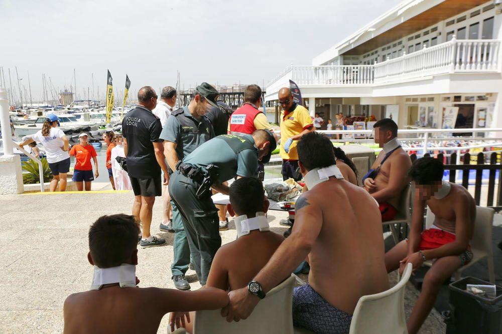 Rescatan a la tripulación de una embarcación que se hundía en Torrevieja