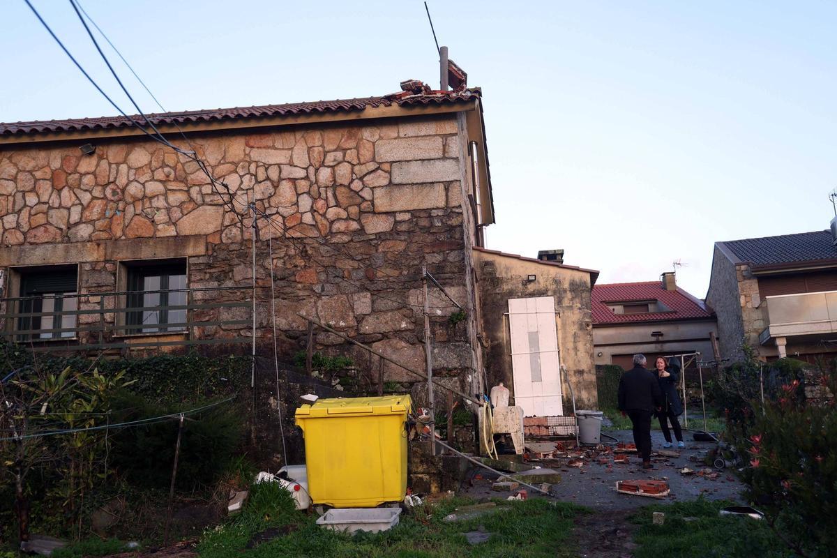 Vivienda afectada por un rayo en la zona de Pedra Serrada el pasado viernes.
