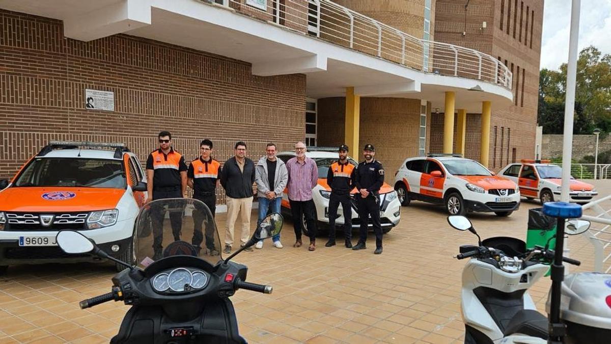 Responsables de Protecció Civil i el regidor de Seguretat de Gata i els dos alcaldes