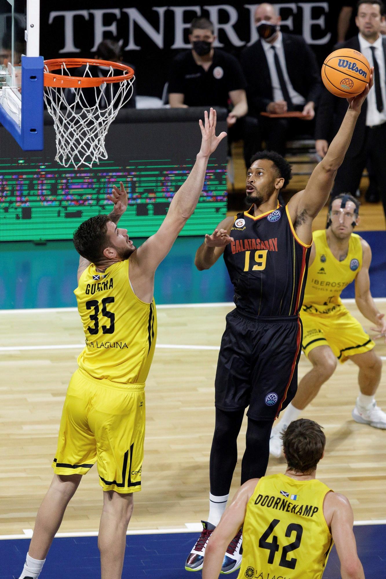 El Iberostar Tenerife gana con solvencia al Galatasaray (85-72)