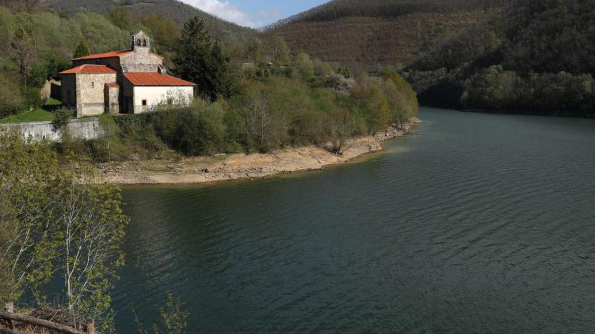 Embalse de Tanes.