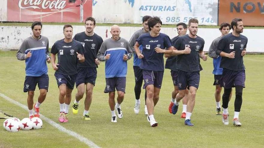 Jugadores del Marino durante un entrenamiento en Miramar.