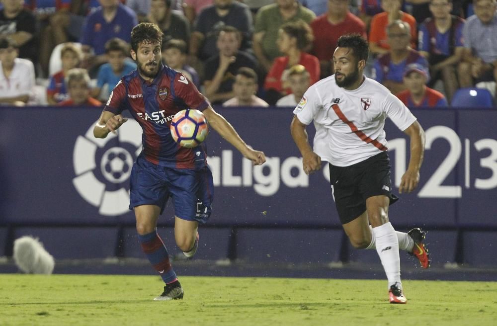 Las mejores imágenes del Levante - Sevilla Atlético