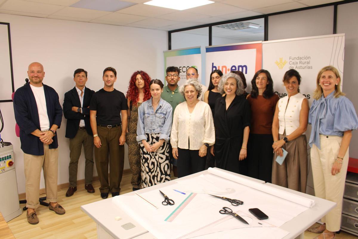 Sodeco curso de costura de autor en Mieres inicio de las clases Centro de Empresas del Caudal