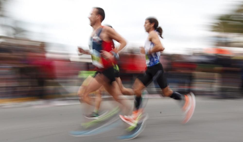 El africano Mutiso bate el récord de la Mitja Marató de Santa Pola