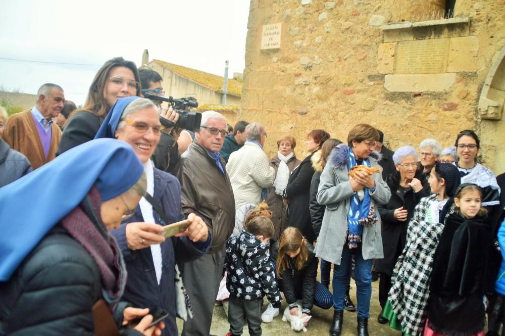 Vilatenim compleix la tradició de Sant Antoni