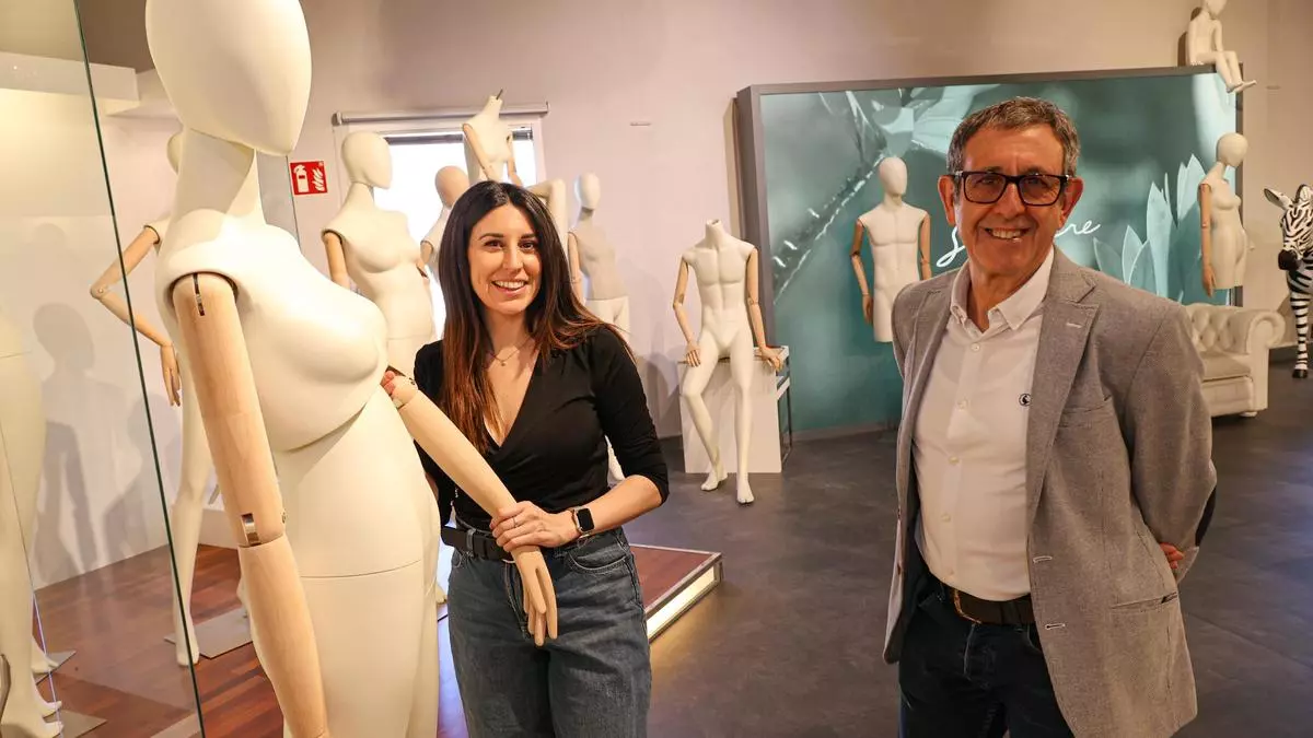 Los maniquís alicantinos que usan la ropa de Calvin Klein, Zara y Desigual