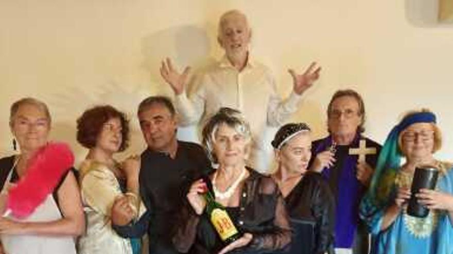 Burball 2022: Teatronats Grup de Teatre presenta La Coctelera
