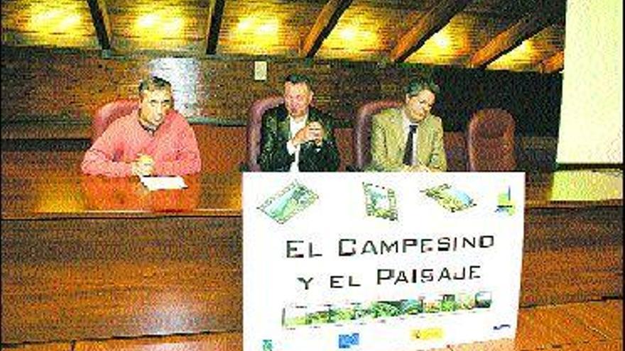 Presentación del documental sobre la comarca Valle del Ese, el pasado jueves, en Salas.