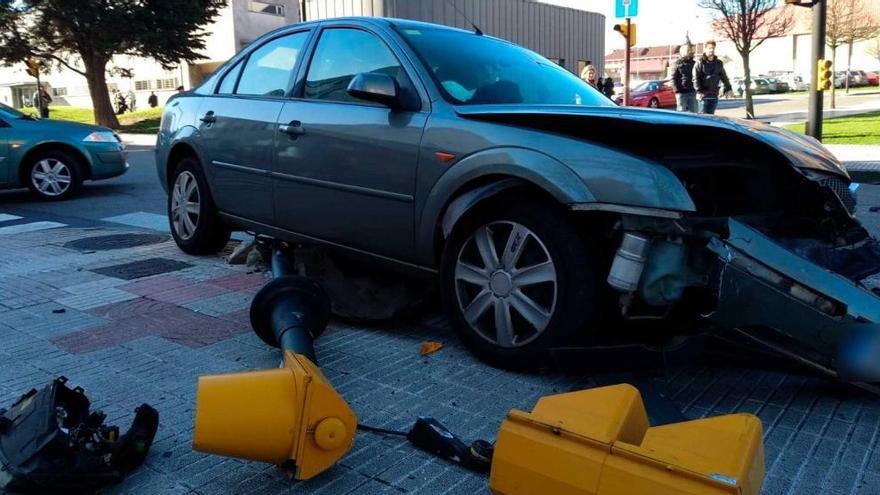 Dos heridos tras un accidente en Gijón