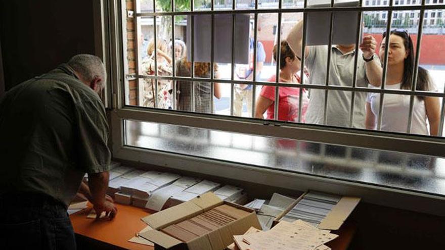 El PP logra siete senadores y CC obtiene representante