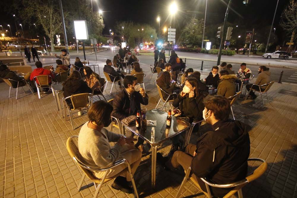 Viernes noche hasta las 10:30