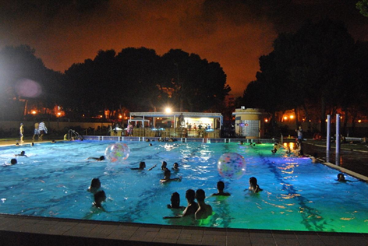 La piscina de Valencia que abrirá por la noche este verano