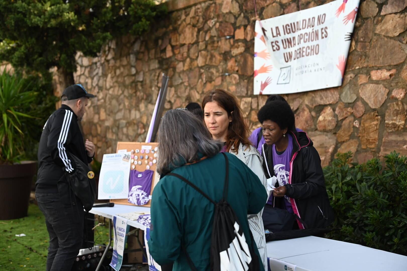 4ª Marcha ‘Badajoz en marcha, por ellas’ de la Asociación Victoria Kent en Badajoz