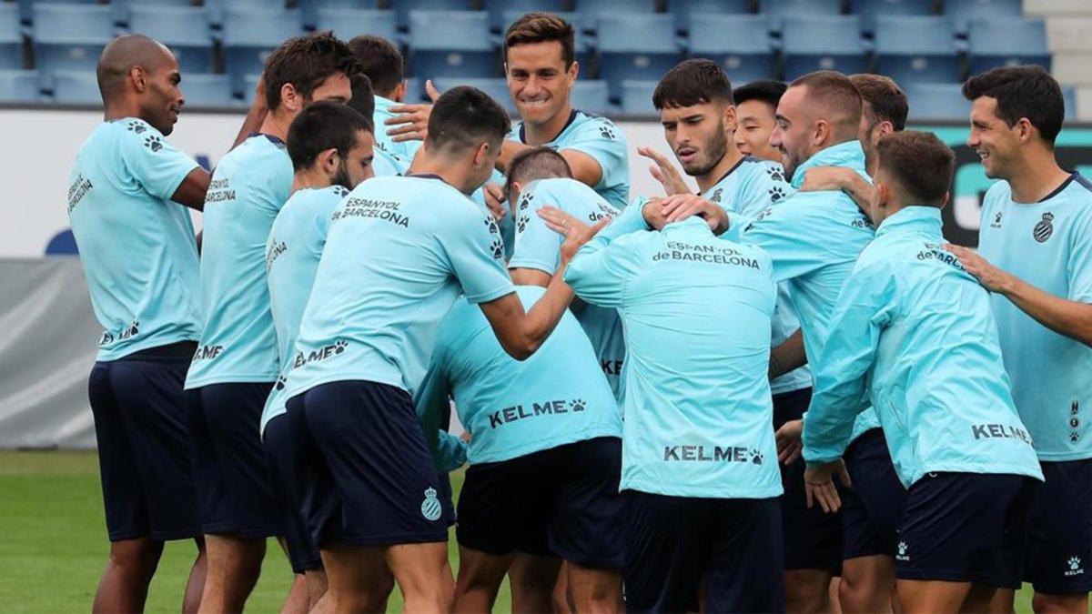 Los jugadores del Espanyol van a tener días muy ajetreados en las próximas semanas.