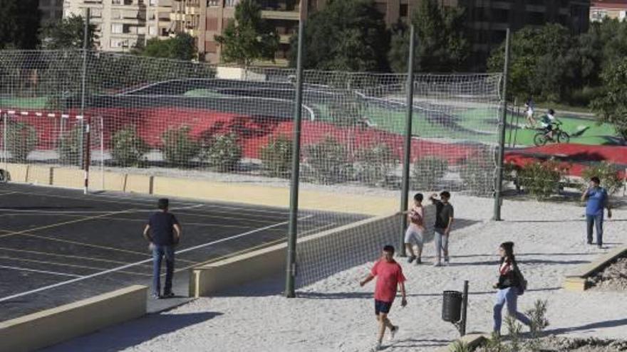 Imagen tomada ayer jueves del nuevo parque de Benarrai.