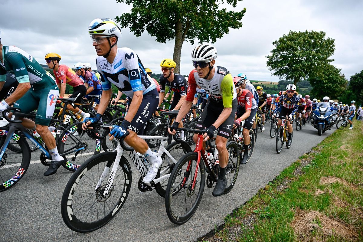 Enric Mas, durante la segunda etapa del Tour.