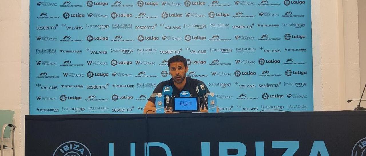 Javier Baraja, hoy en rueda de prensa.