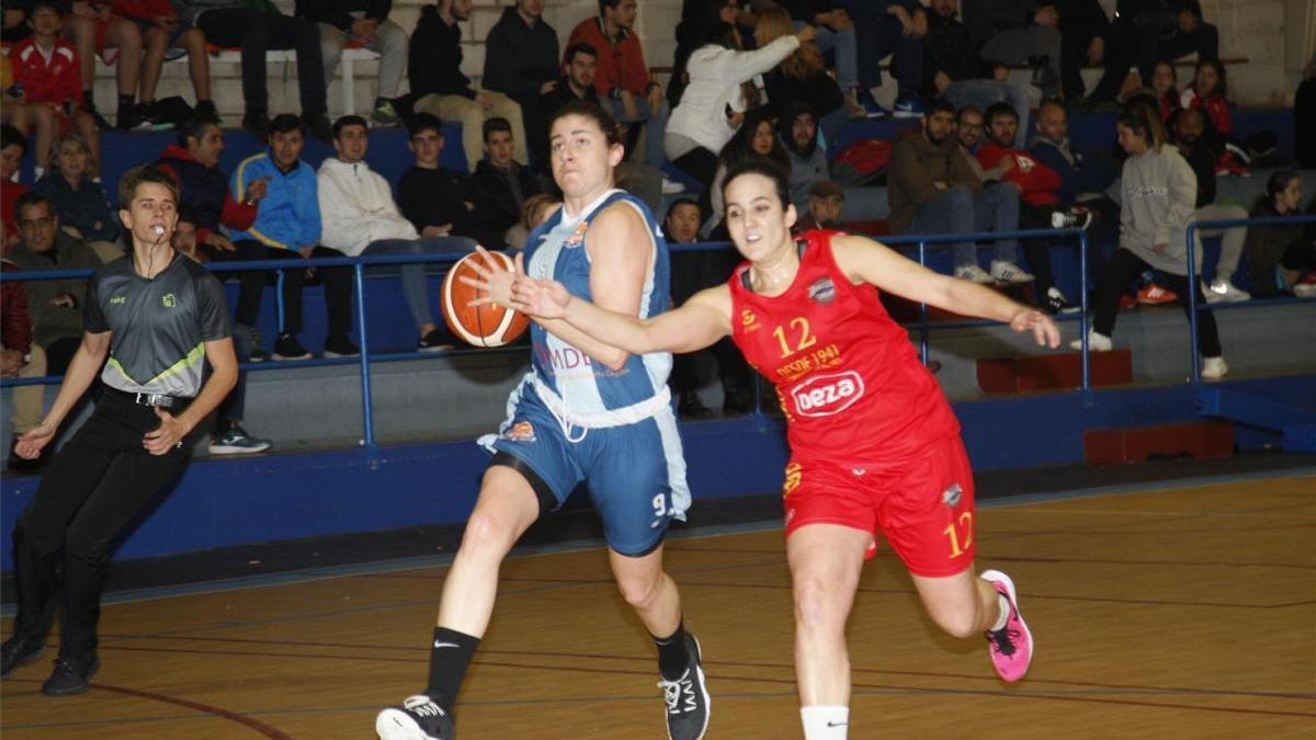 El Adeba sorprende al Maristas en un derbi de carácter táctico