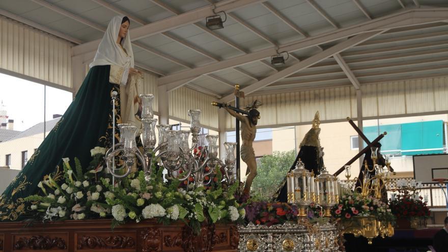 La paz vuelve a la procesión del Viernes Santo de Sant Joan