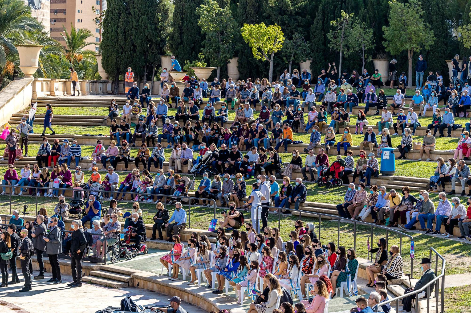 Música y pólvora dan inicio a las Fiestas Mayores Patronales de Benidorm