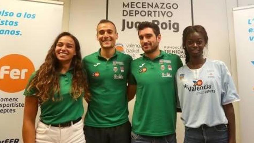 Carmen Ramos, Pablo Andújar, Jorge Ureña y Fátima Diame, ayer en la Fundación Trinidad Alfonso.