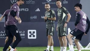 Xabi Alonso aspira a conquerir un títol que canviï el seu destí