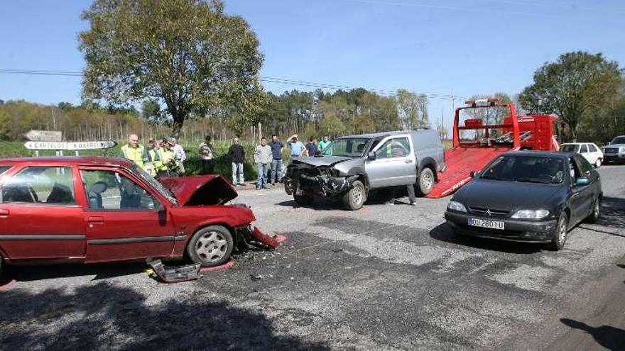 Fallece un matrimonio septuagenario coruñés en un choque frontal en Lugo