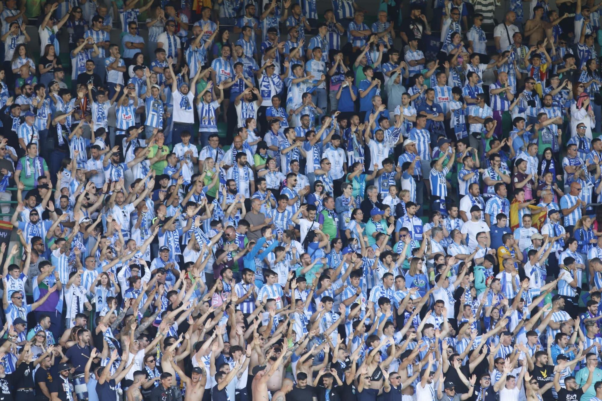 Imágenes del partido que ha enfrentado este domingo en el Nuevo Arcángel al Córdoba CF y al Málaga CF, correspondiente a la 34º jornada de la Primera RFEF